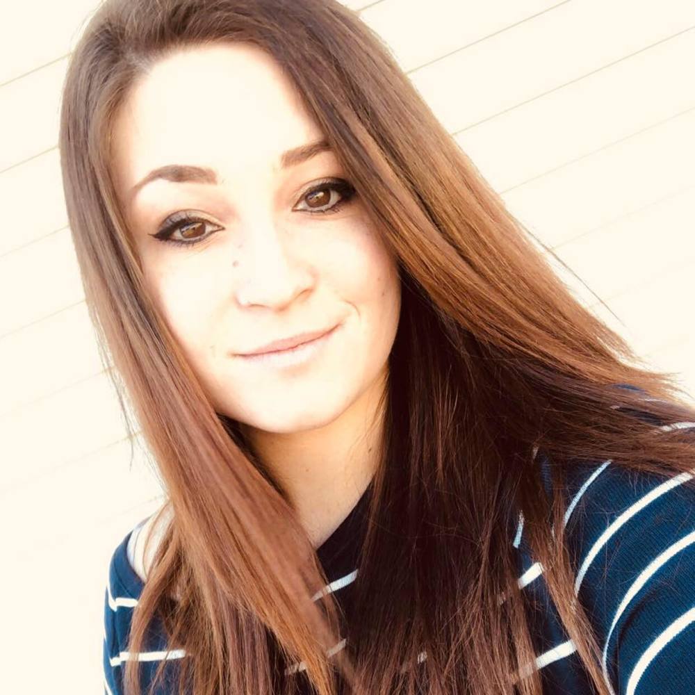 Meet your Posher, Katelyn